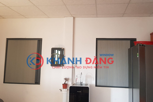 lắp đặt cửa lưới chống muỗi kết hợp rèm màn ở Bảo Lộc