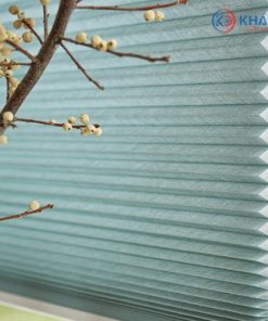 Lắp đặt Rèm tổ ong gắn trên kính