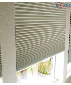 Lắp đặt Rèm tổ ong gắn trên kính