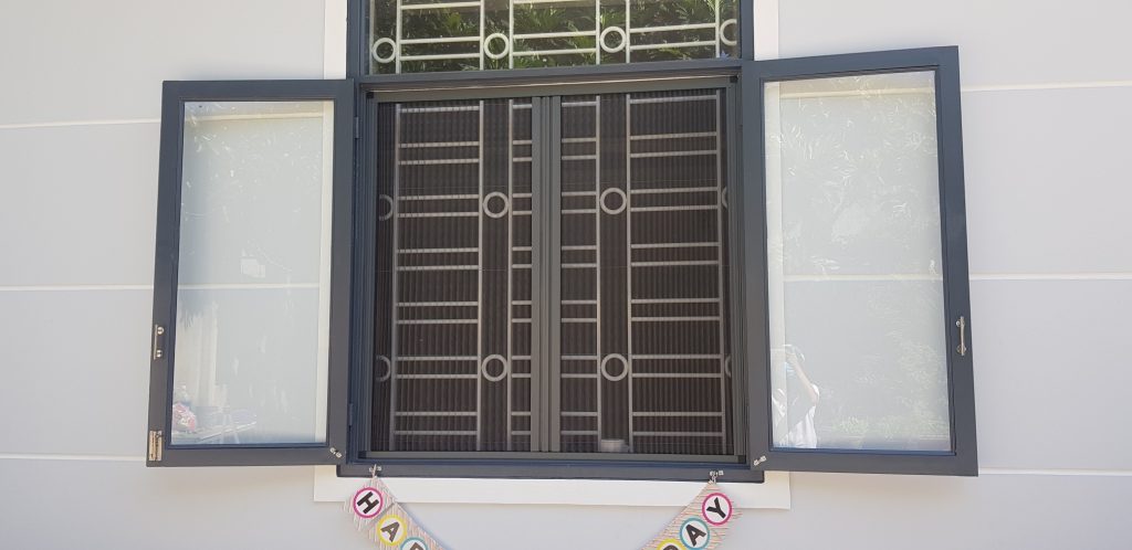 Lắp đặt cửa lưới chống muỗi Bảo Lộc