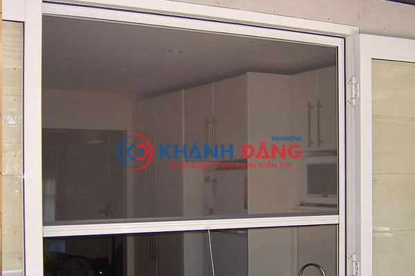 Cửa lưới dạng cuốn dọc